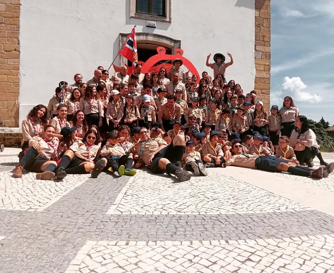 Promessas Agrupamento de Escuteiros 1233 de Almalagu&ecirc;s